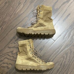 Men's Rocky Lightweight RLW Boots